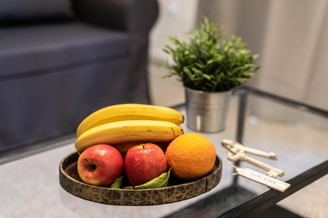Serenityone - Centrally Located One Bedroom Apt 아이아 나파 외부 사진